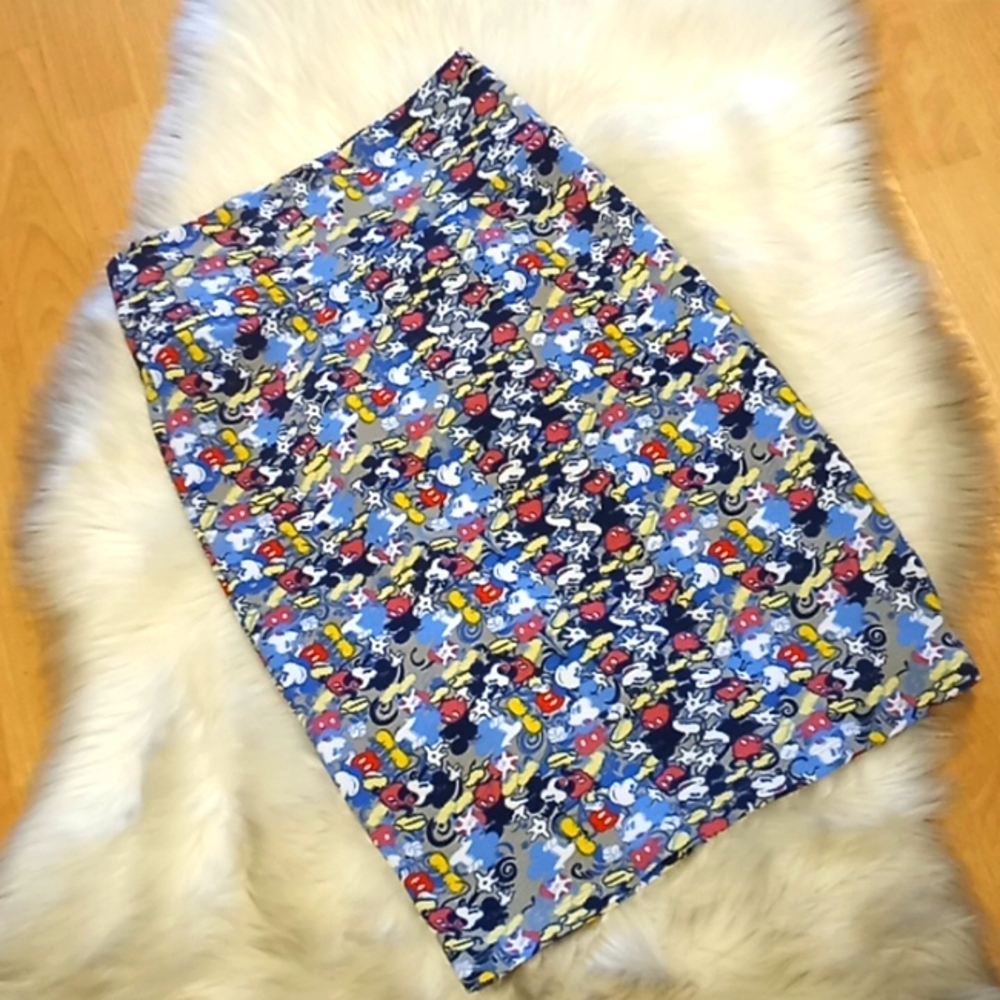 LulaRoe Mickey Mouse Printed Cassie Pencil Skirt